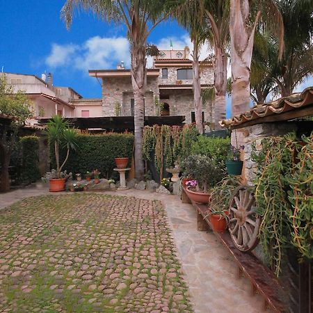Villa Basilio Accommodation 리카디 외부 사진