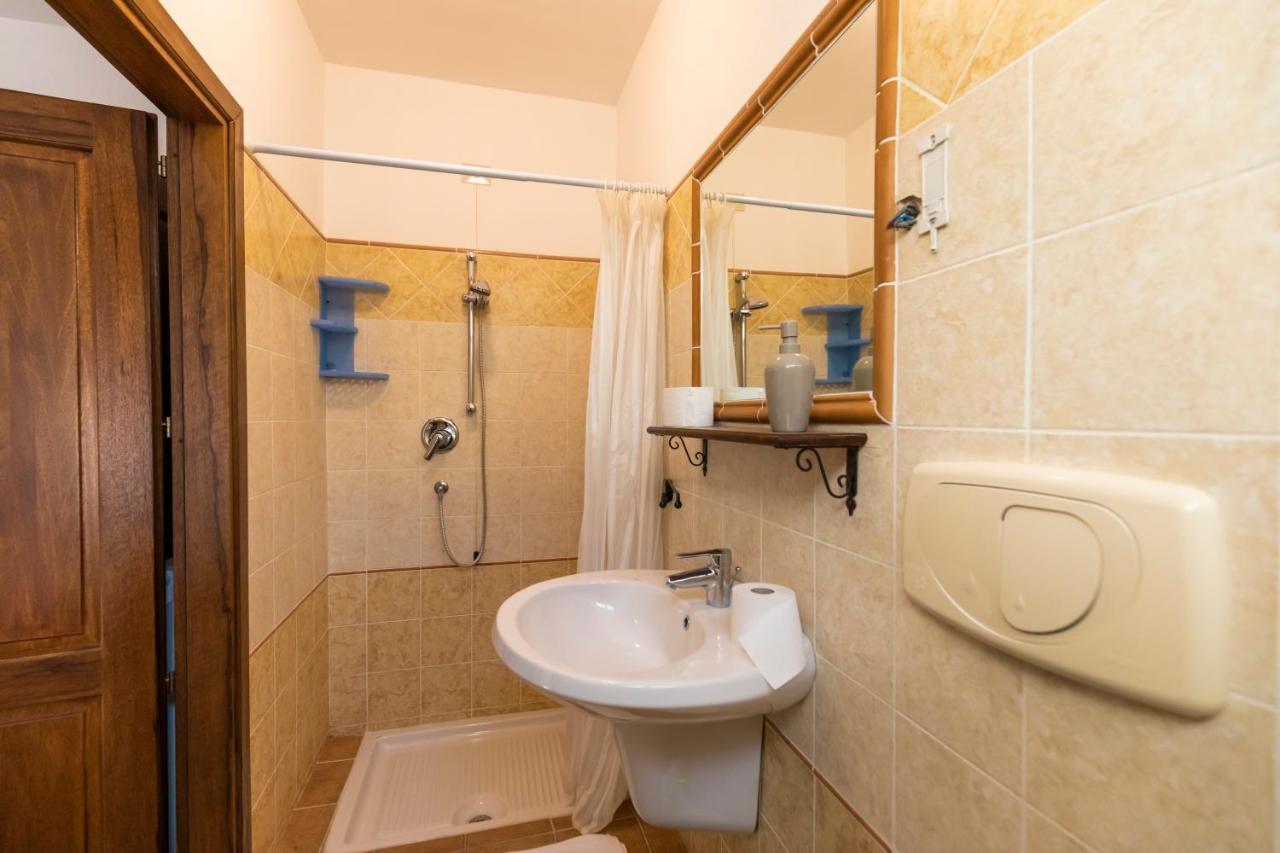 Villa Basilio Accommodation 리카디 외부 사진